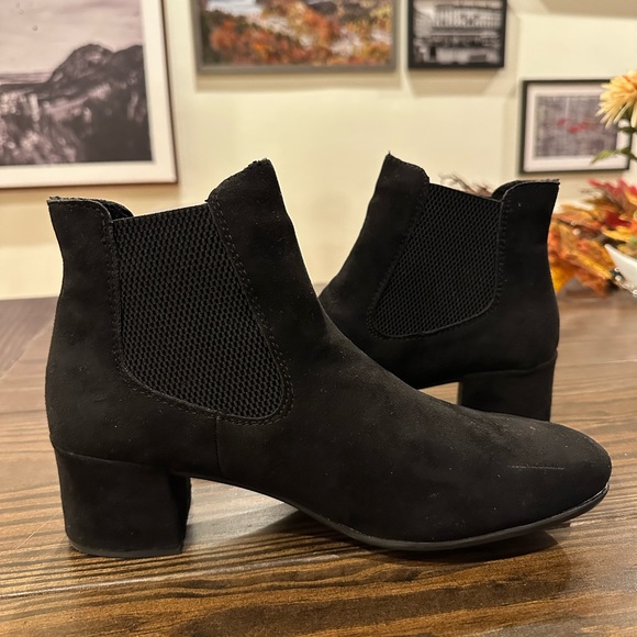 Rieker Sarah 84 Suede Chelsea Ankle Boots - Picture 6 of 12